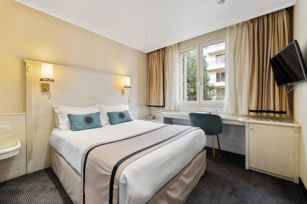 Hotel Napoleon 3*