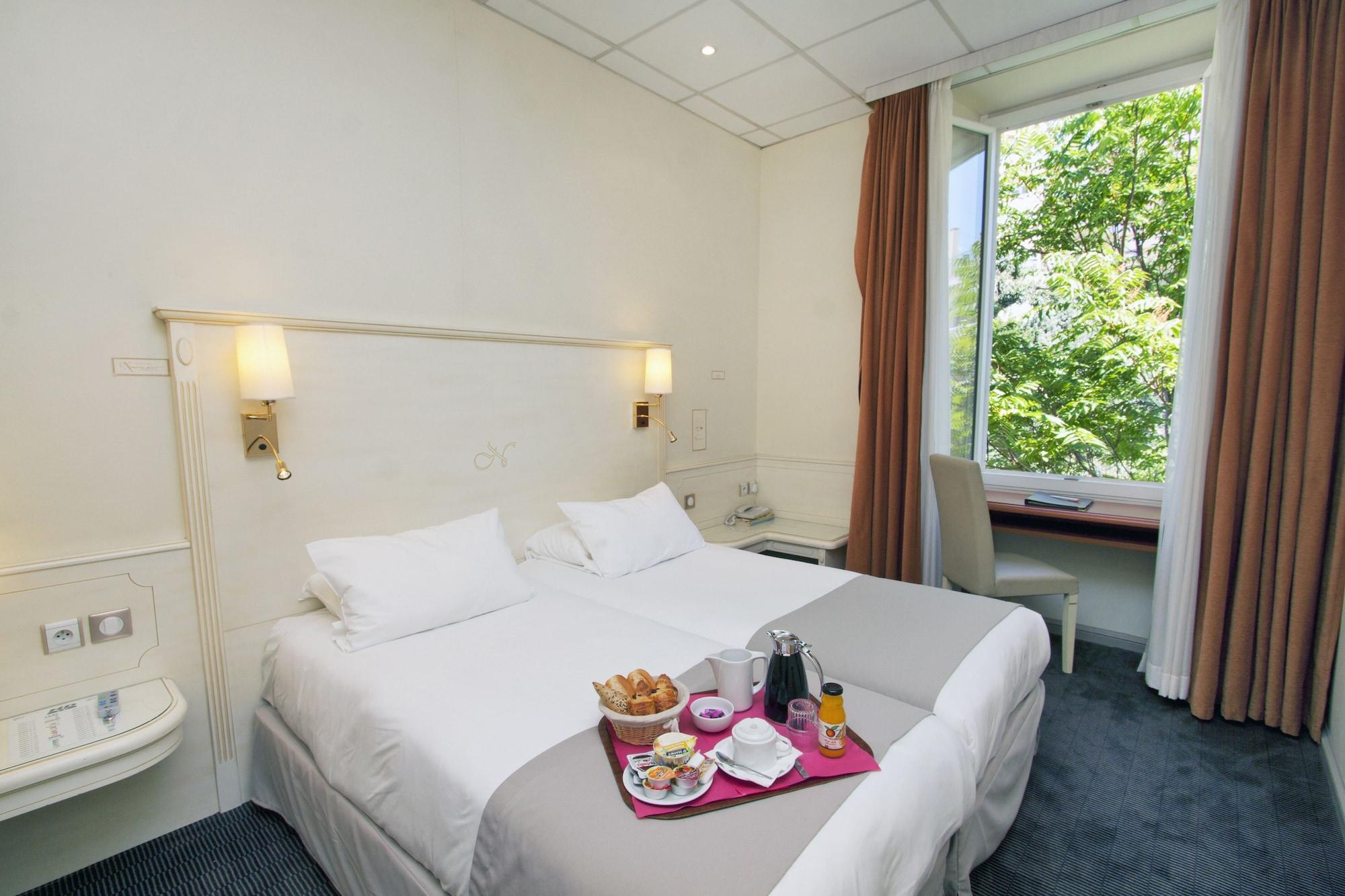 Napoleon Hotel 3*