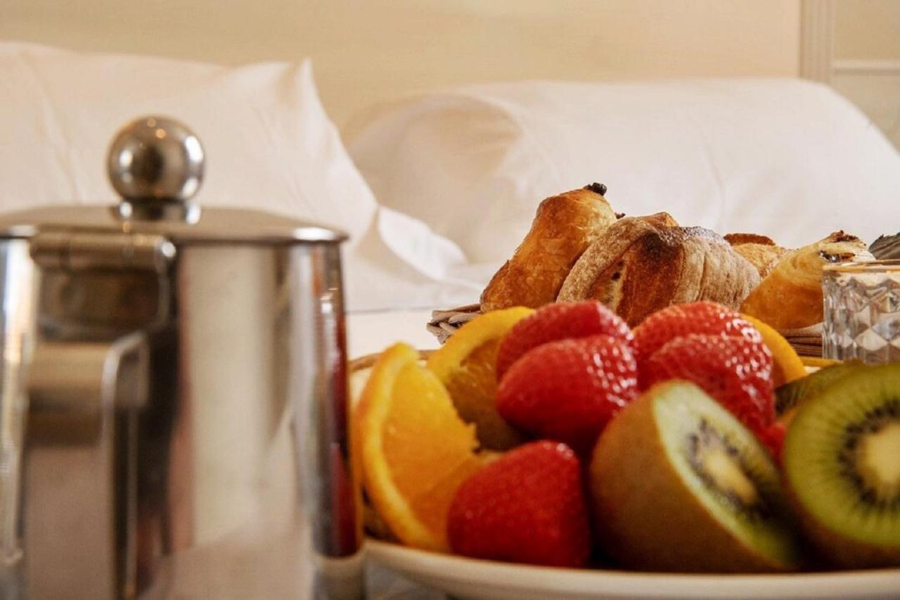 Napoleon Hotel 3*