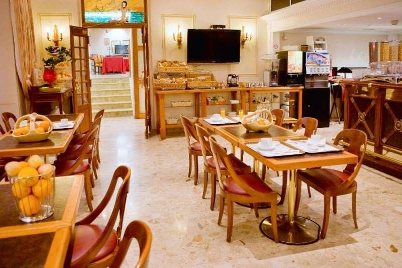 Hotel Napoleon 3*